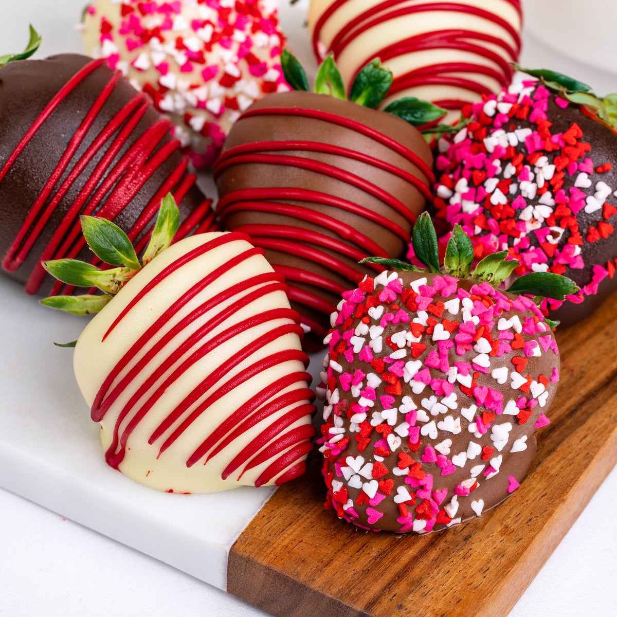 Heartfelt Belgian Chocolate Hand-Dipped Strawberries & Sea Salt Caramel Oreos®