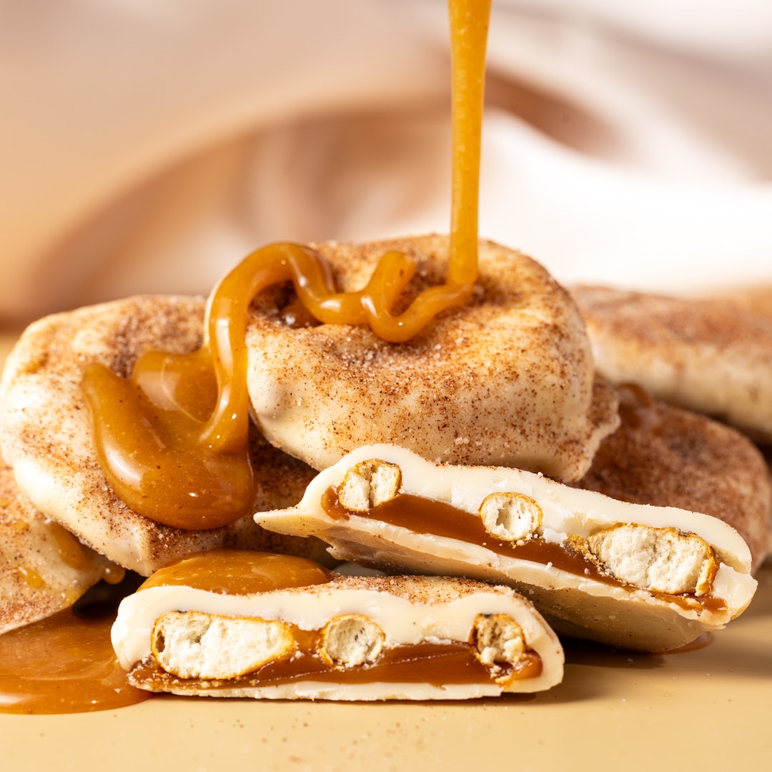 Cinnamon PretzelPie™ – Caramels.com